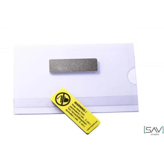 Magnetische naamplaat houder.