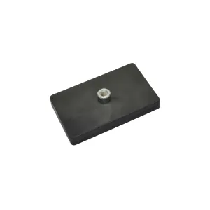 Neodymium magneetsysteem in rubber, rechthoekig met draadgat zwart 74 x 45 mm
